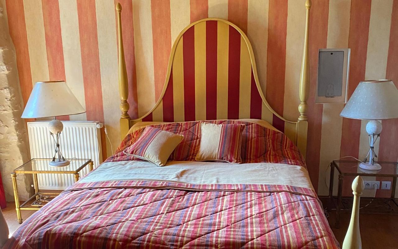 Le Domaine De Tizo Hotel Saint-Victor-de-Morestel ภายนอก รูปภาพ