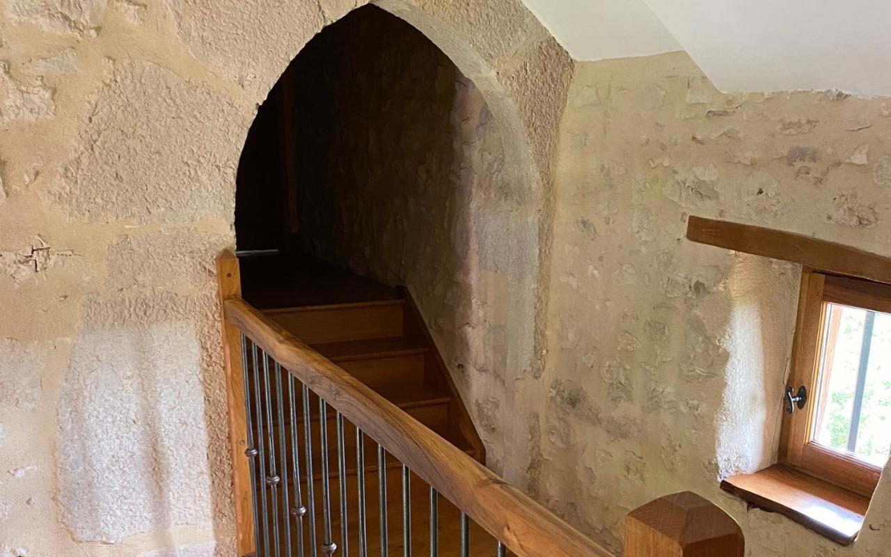 Le Domaine De Tizo Hotel Saint-Victor-de-Morestel ภายนอก รูปภาพ