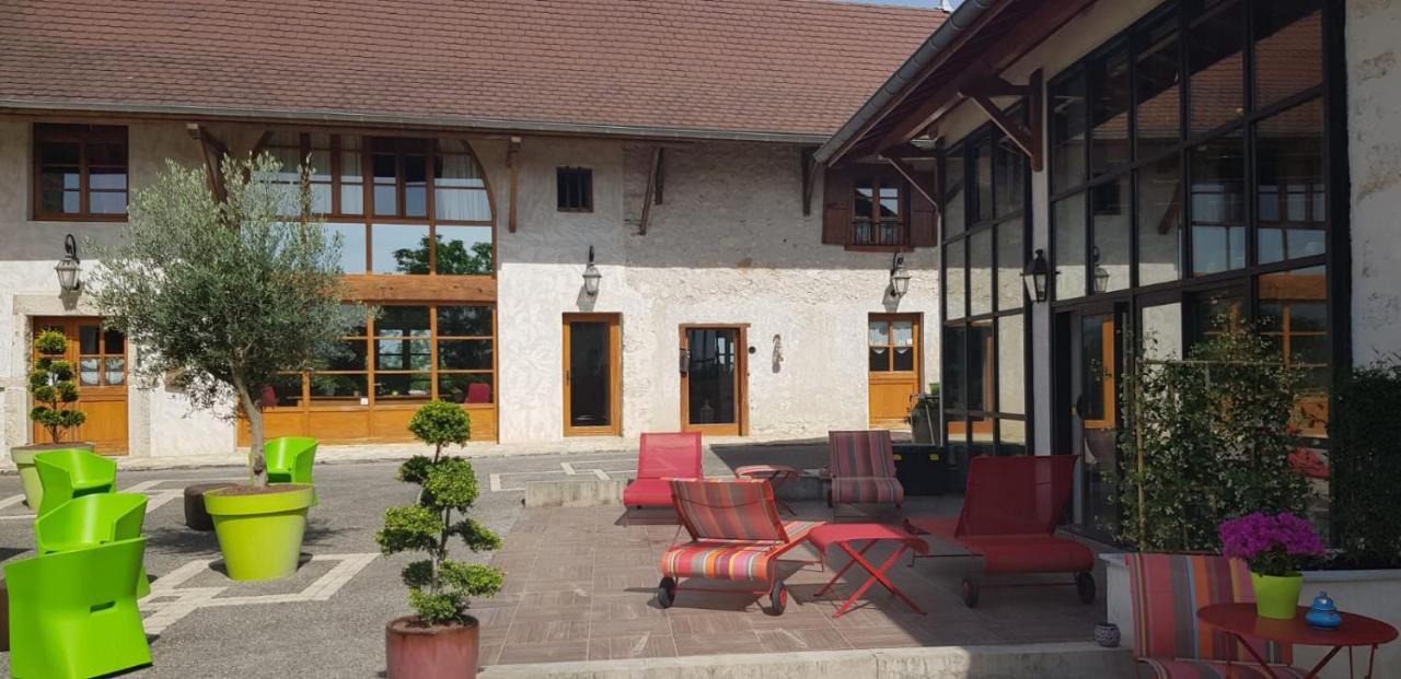 Le Domaine De Tizo Hotel Saint-Victor-de-Morestel ภายนอก รูปภาพ