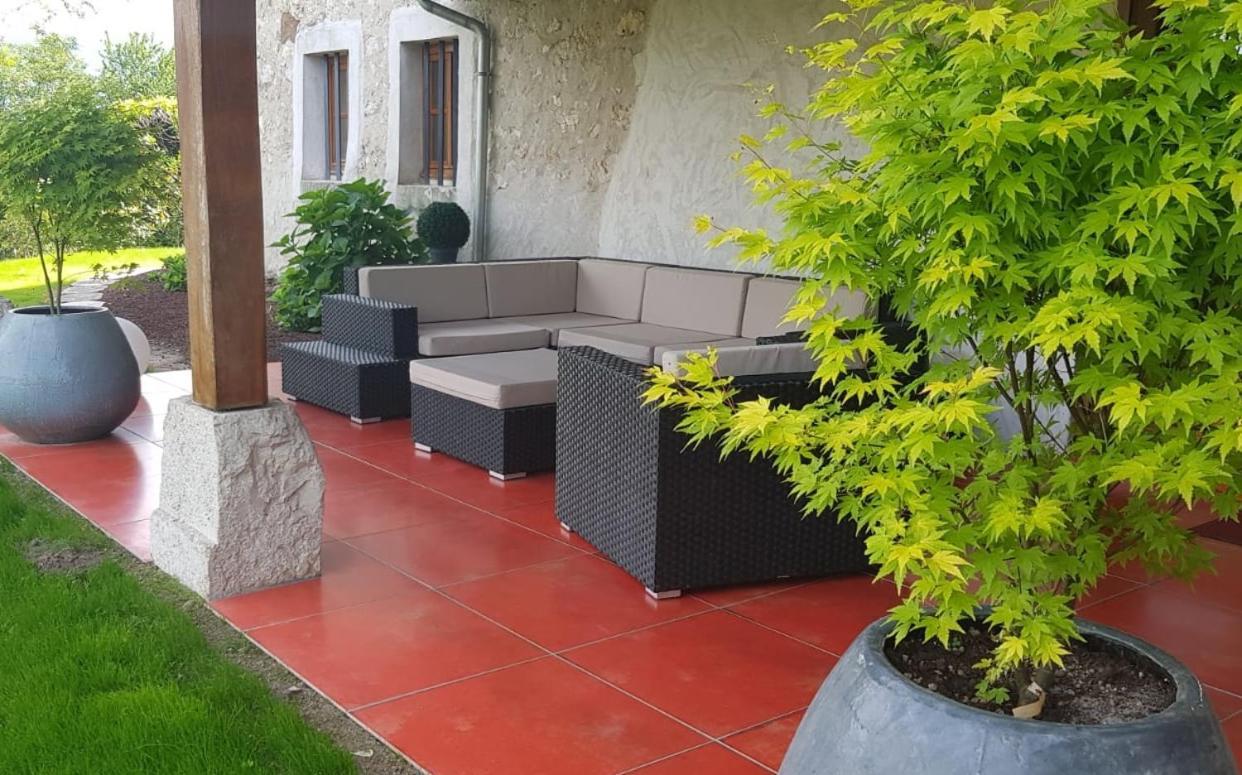 Le Domaine De Tizo Hotel Saint-Victor-de-Morestel ภายนอก รูปภาพ