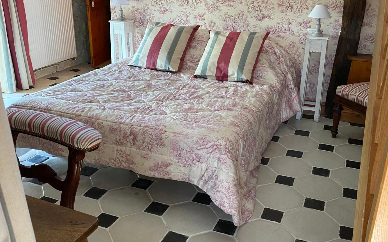 Le Domaine De Tizo Hotel Saint-Victor-de-Morestel ภายนอก รูปภาพ